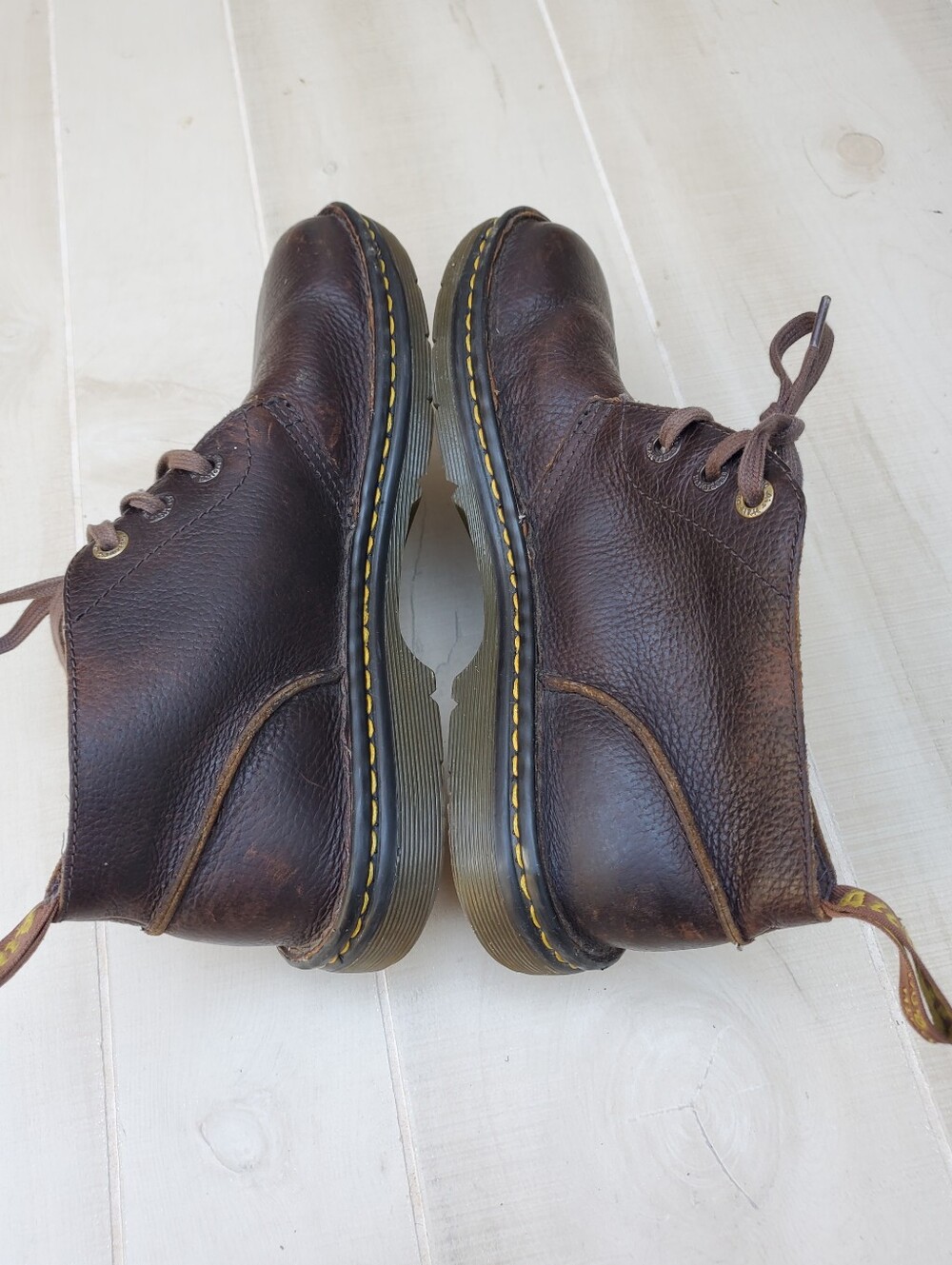Dr Martens Sussex Leather Chukka Boots - Picture 6 of 7
